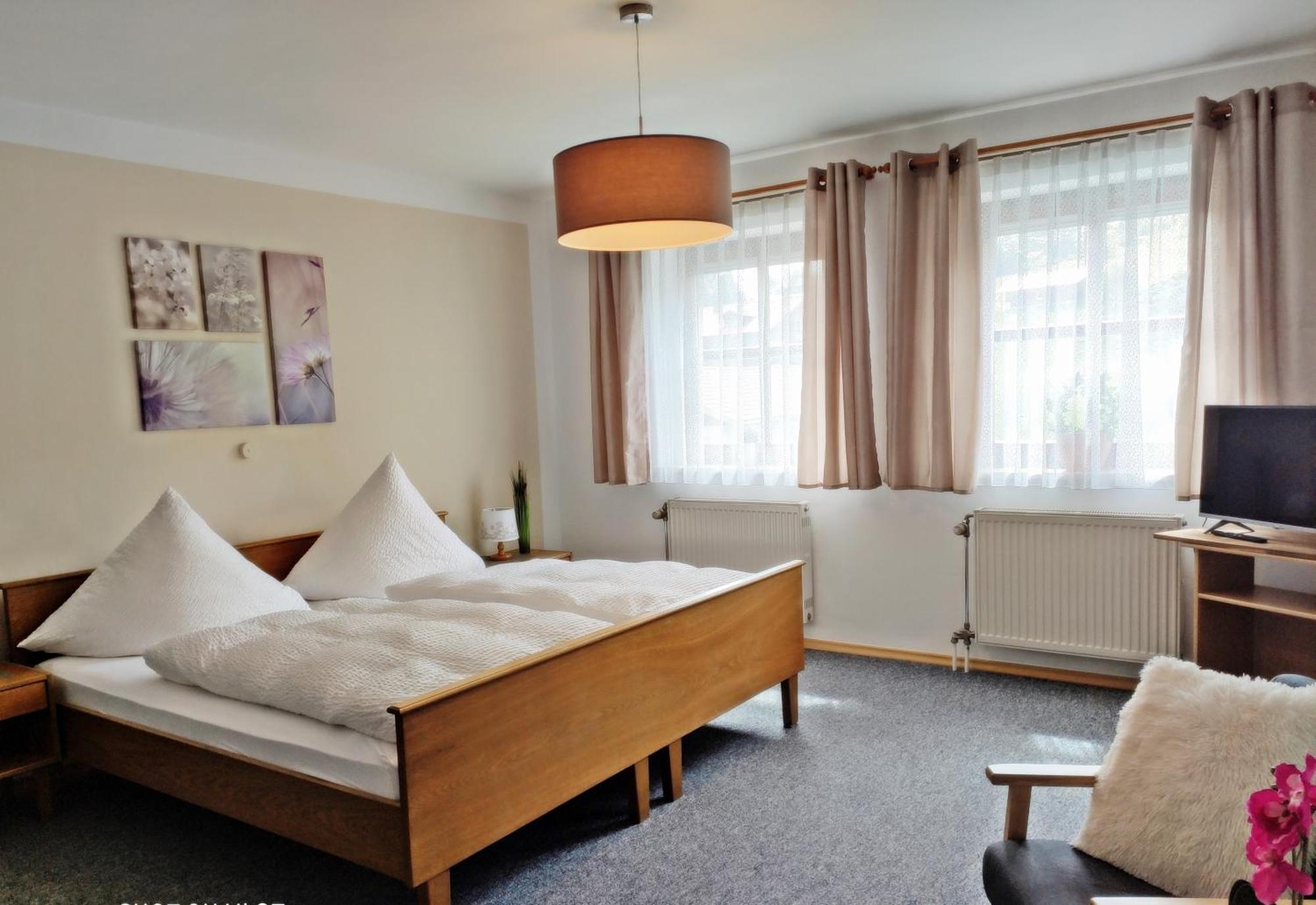 Pension Philippsreut "Zum Pfenniggeiger" Am Goldsteigwanderweg Esterno foto